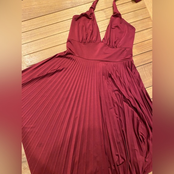 Maroon Baby Doll Halter Dress - Picture 2 of 9